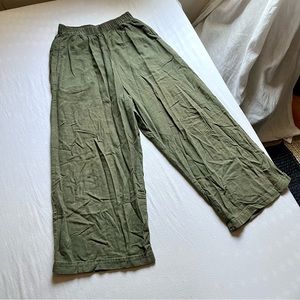 Me & Arrow olive army green linen elastic waist wide leg cropped pants